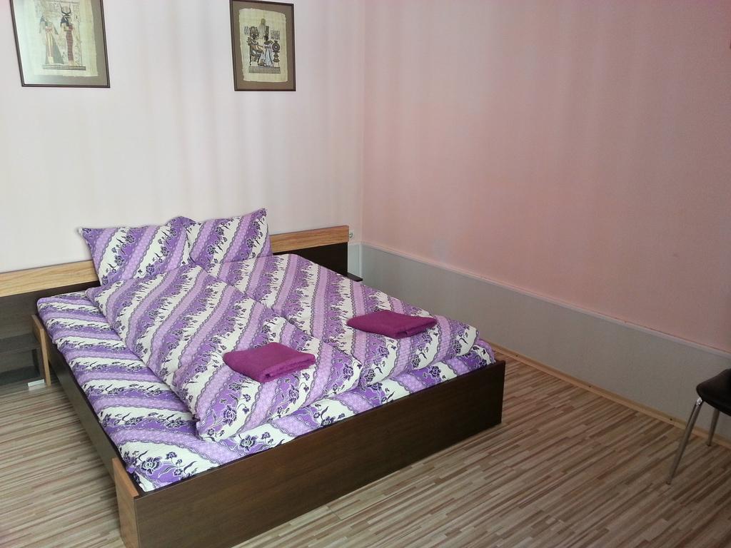Guest House Zora 벨로그라드첵 외부 사진