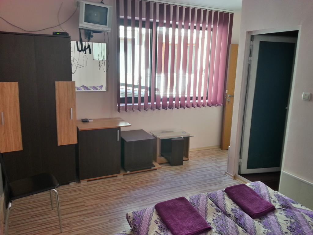 Guest House Zora 벨로그라드첵 외부 사진