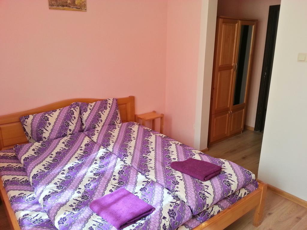 Guest House Zora 벨로그라드첵 외부 사진